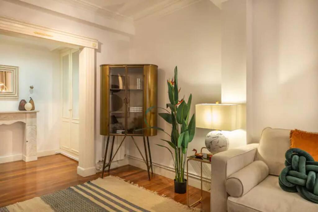 Exclusivo Apartamento En El Casco Viejo Bilbao Extérieur photo